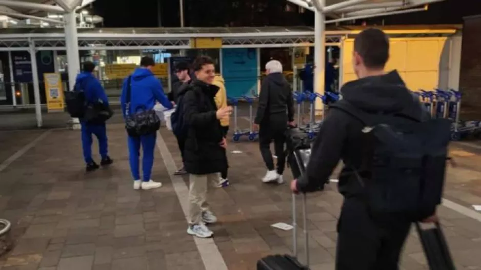 Πάτησε Γλασκώβη η Εθνική ομάδα, υποδοχή από... Καρέτσα