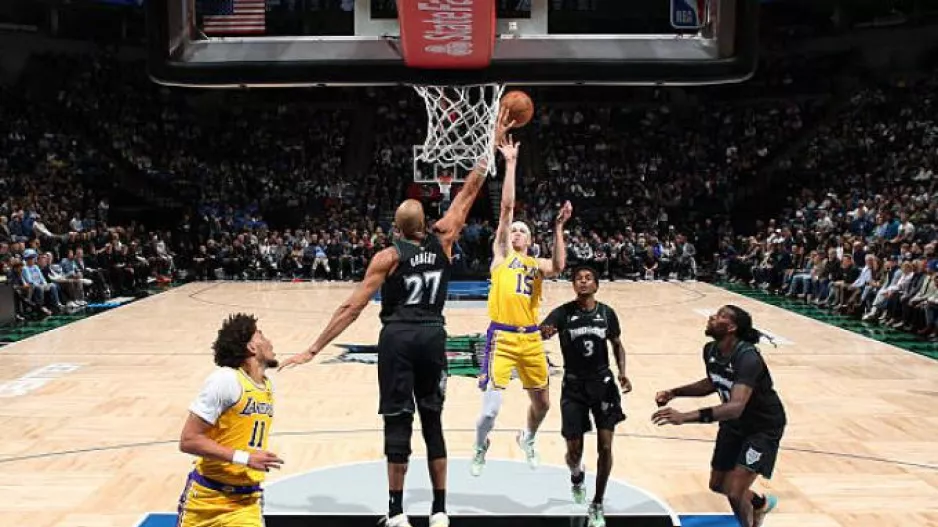 NBA: Ασταμάτητοι οι Μπουλς - Μεγάλες νίκες για Σέλτικς και Λέικερς