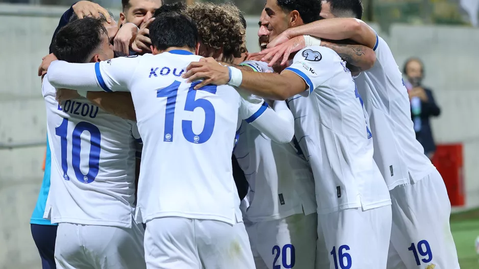 Με ψηλά το κεφάλι και σούπερ προσφορά* 50€ Free Bet χωρίς κατάθεση!