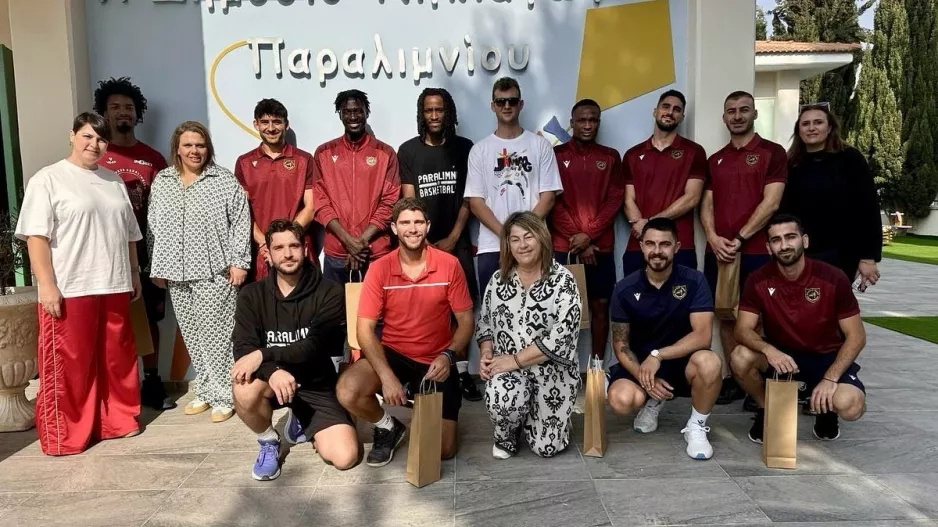 Πρόσφεραν χαρά στα παιδιά (φώτος) 