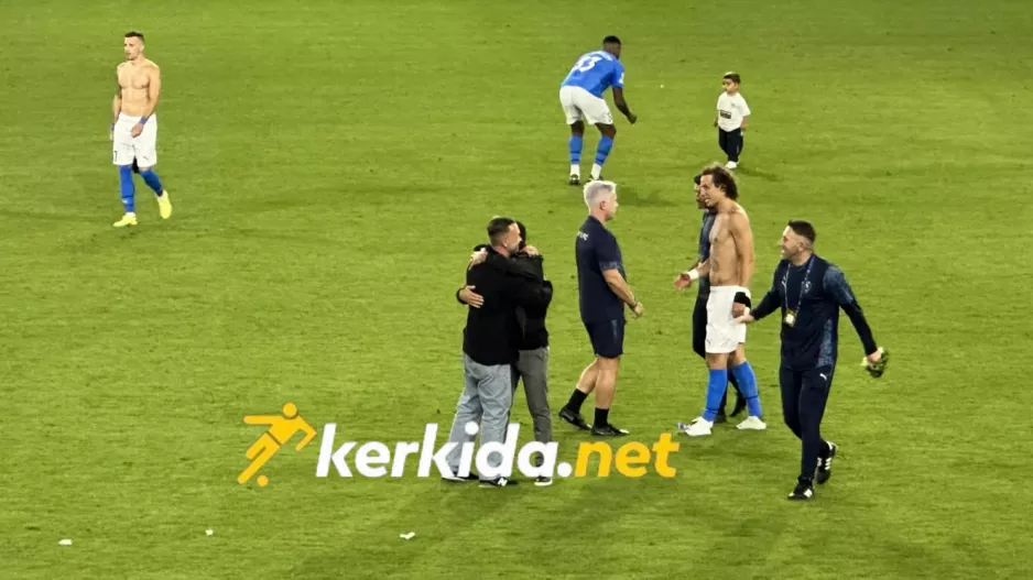 (Φώτος Kerkida) Η αγκαλιά του Λομάκιν στον Καρσέδο 
