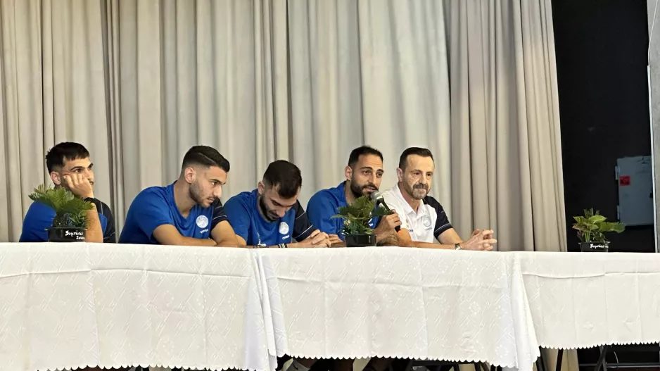 (BINTEO Kerkida) Κάστανος σε ρόλο οργανωτή 