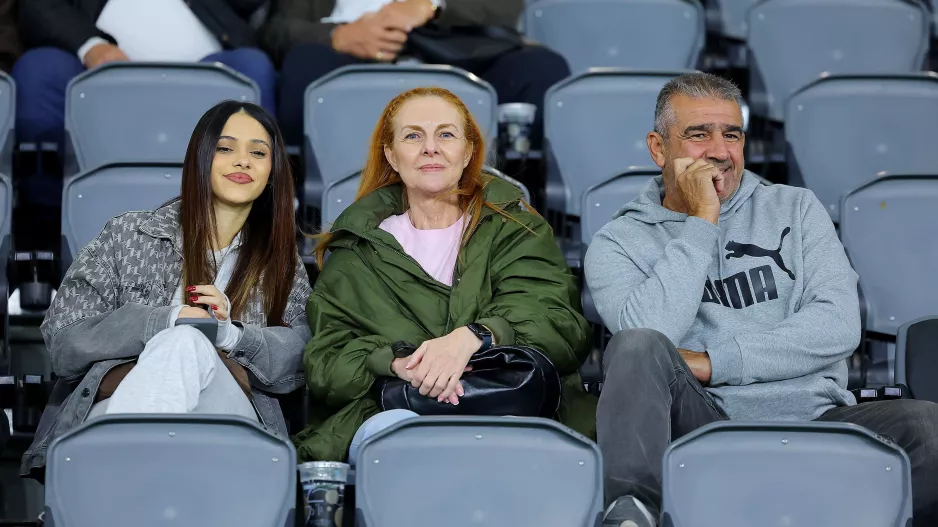 Άλλα...περίμεναν