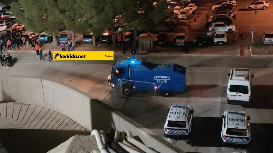 ΑΠΟΕΛίστες και... "Αίαντας"
