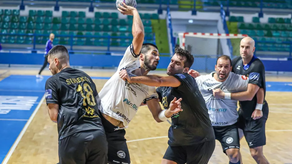 Χάντμπολ/Προαγγελία 4ης αγων. Ανδρών&Γυναικών
