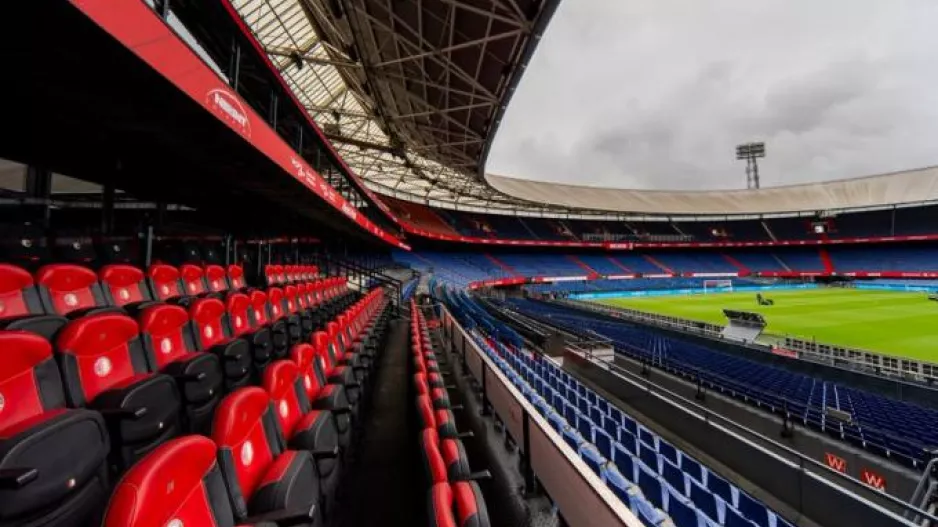 Αγοράζει το «De Kuip» και διαθέτει 70 εκατ. ευρώ σε ανακαινίσεις η Φέγενορντ