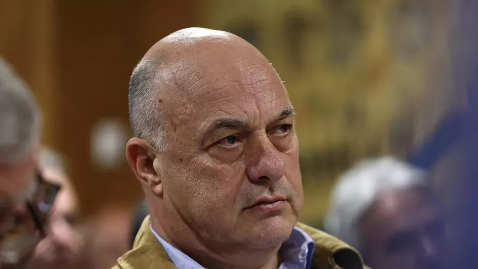 Μπέος για συνέντευξη Αλαφούζου: “Στο σπίτι του κρεμασμένου δεν μιλάνε για σχοινί”