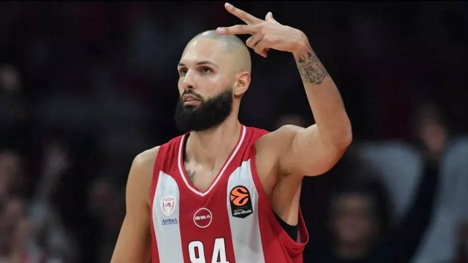 Ολυμπιακός – Παρί 98-86: Άντεξε στην παράνοια με ξέσπασμα Φουρνιέ