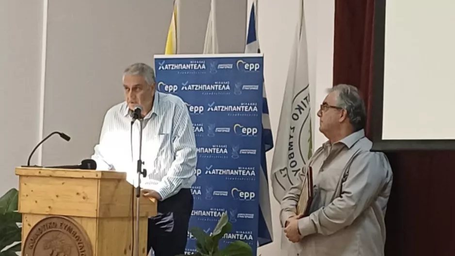 ΑΝΟ/Τιμήθηκε η Επιτροπή Πετόσφαιρας για τον αγώνα επιβίωσης του τμήματος Πετόσφαιρας Ανδρών