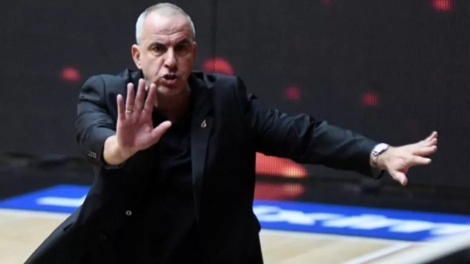 Λιμνιάτης μετά την ήττα από τον Ολυμπιακό: «Ήταν διαδικαστικό όλο το παιχνίδι»