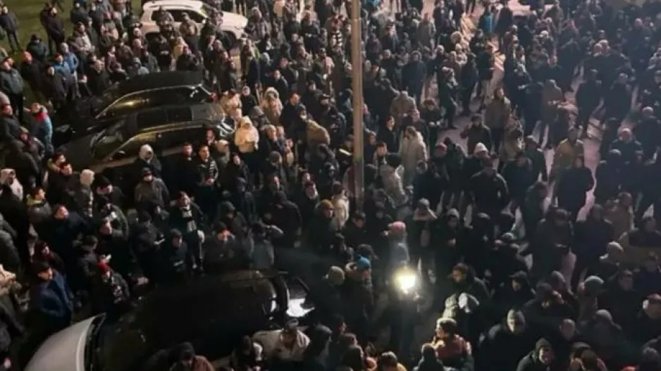 "Δεν θα εγκαταλείψουμε τον Ομπράντοβιτς - Δεν θα υποστηρίξουμε την ομάδα κόντρα στην Μπάγερν"
