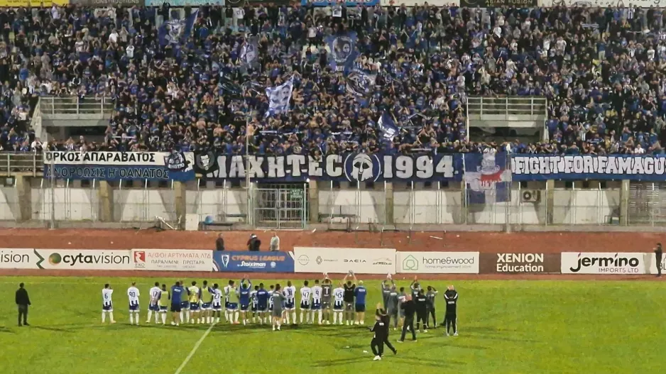 (Βίντεο Kerkida) Αντάλλαξαν χειροκρότημα και ανανέωσαν ραντεβού!