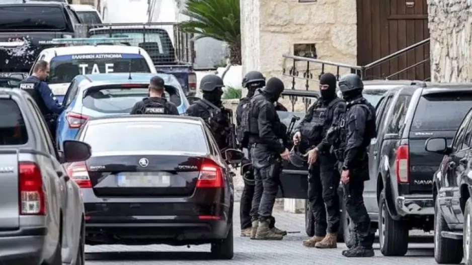 Μακελειό στα Βορίζια: Με τρία όπλα πυροβολήθηκε ο Φανούρης – Μέσα από τις φυλακές η εντολή για τη βόμβα