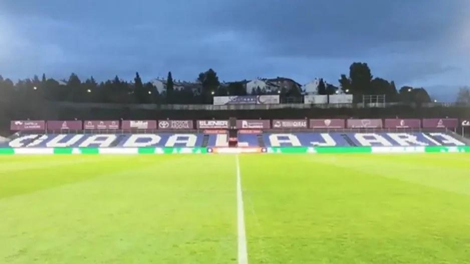 Copa del Rey: Καθυστέρηση στη σέντρα του Γκουανταλαχάρα – Μπαρτσελόνα για λόγους ασφαλείας