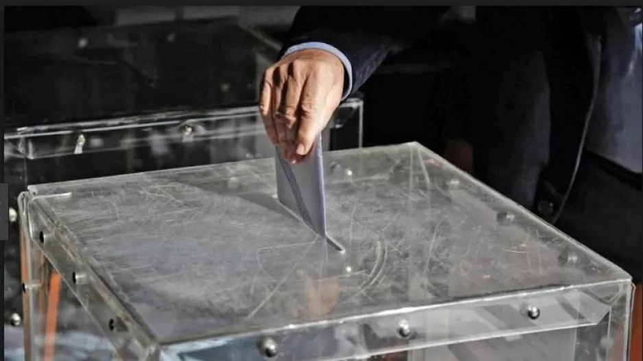 Πάνω από Μητσοτάκη, Τσίπρα, Κωνσταντοπούλου: Το πρόσωπο που προηγείται στις δημοσκοπήσεις