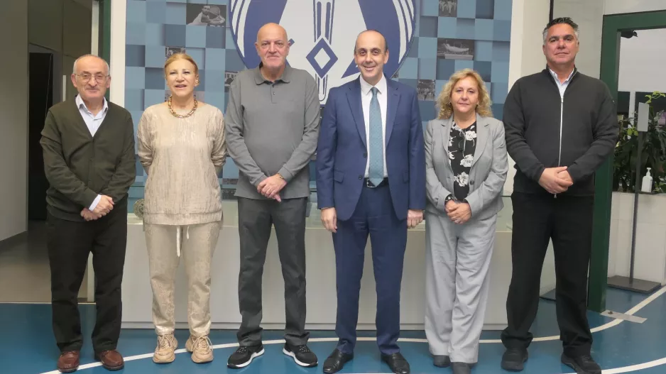 Συνάντηση με τον Δήμαρχο Πάφου για τις αθλητικές υποδομές της πόλης
