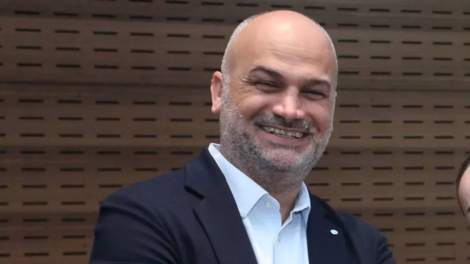 Επίσημα... τίτλοι τέλους με Θύμιο Αγαθοκλέους 