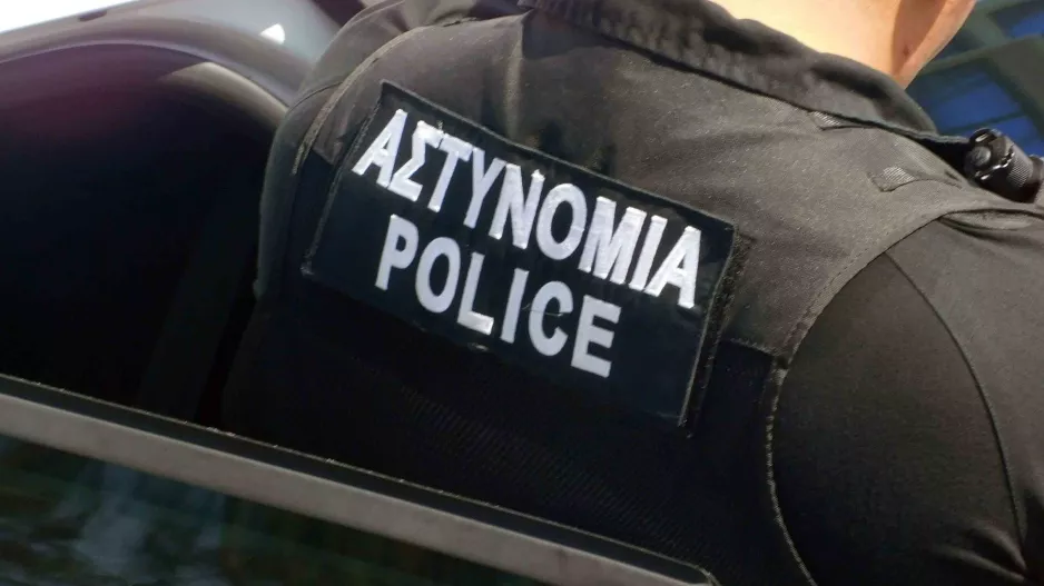 Σύλληψη 22χρονου για τα επεισόδια στο Σωματείο του Απόλλωνα