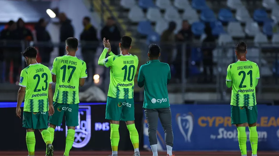 Βάζει μπρος για 20ήμερο φωτιά