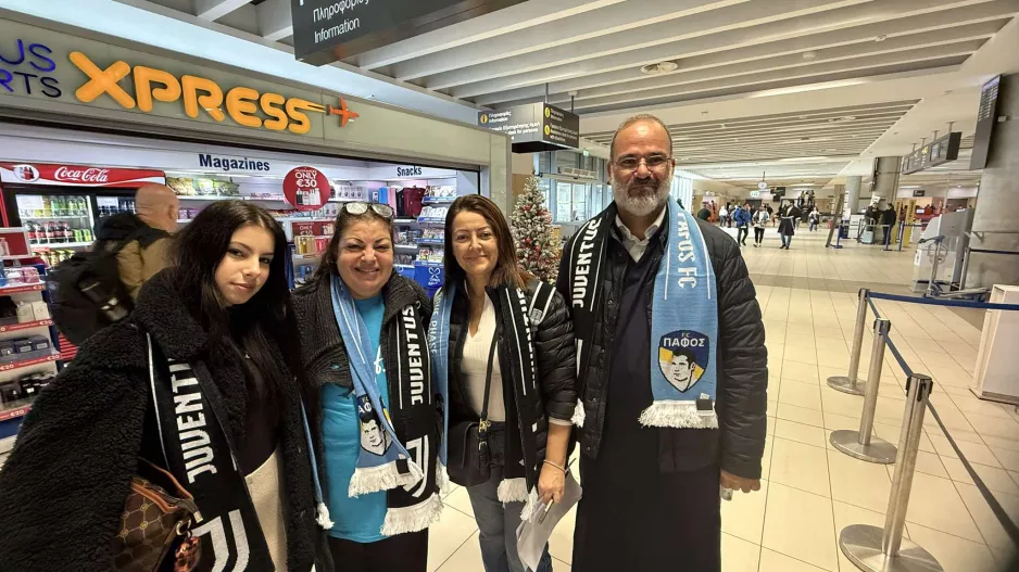 Με τις ευλογίες του Πάτερ