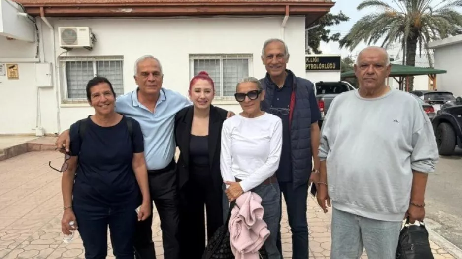 ΕΠΙΤΕΛΟΥΣ... Ελεύθεροι και οι Ανδρέας - Άννη Κυπριανού