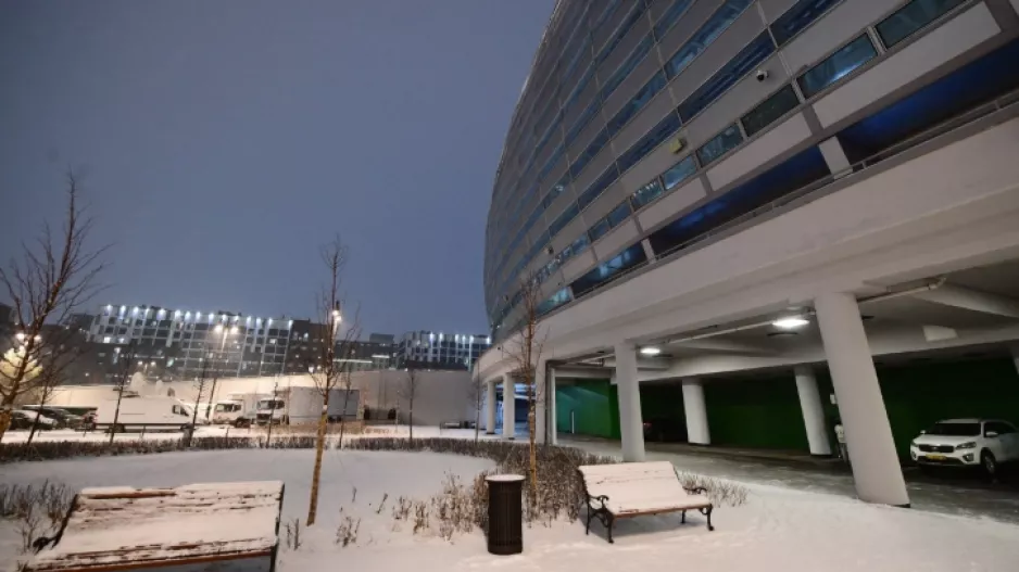 Mέσα στην Astana Arena με... κοντομάνικο και έξω χιονιάς!