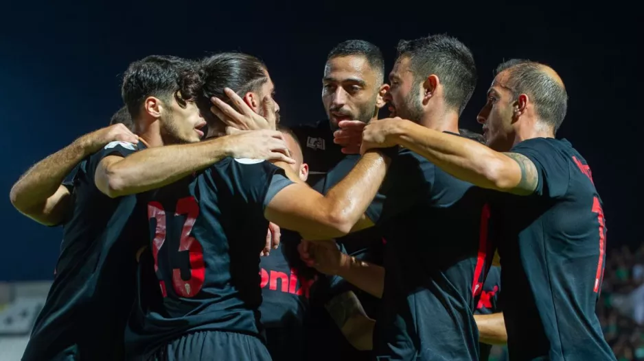 Και... τώρα επιθετική ενίσχυση  