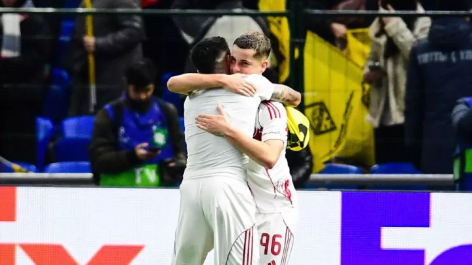 Διπλό για το Golden Boy 