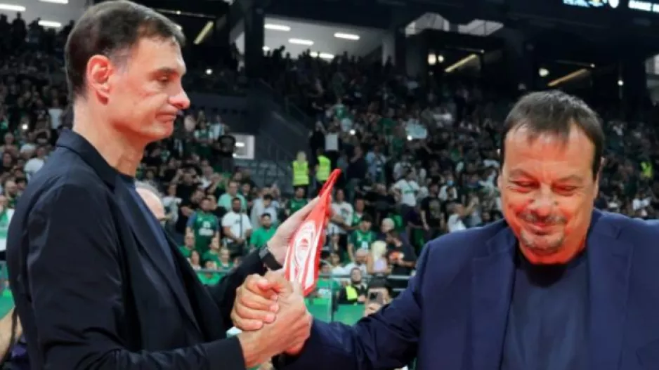 Το δώρο των παικτών σε Αταμάν, Μπαρτζώκα: «Νέο πρόγραμμα προπόνησης» και «ηρεμιστικά χάπια»!