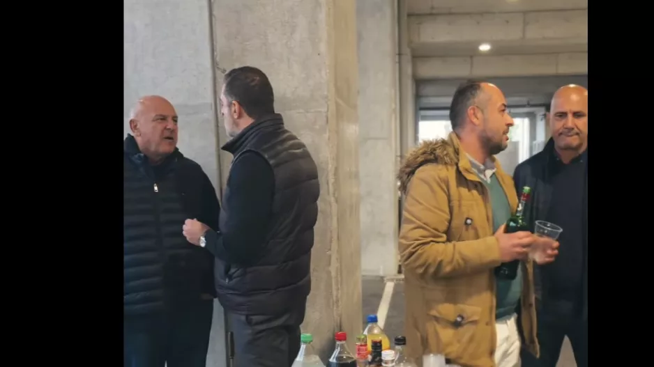 (Βίντεο) Χριστουγεννιάτικο τραπέζωμα
