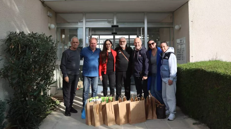 Δώρα για καλό σκοπό από τους παλαίμαχους
