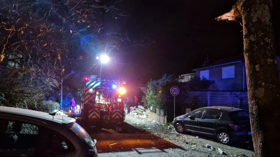 Τραγωδία: Δύο παιδιά, τριών και πέντε ετών, νεκρά από έκρηξη σε πολυκατοικία