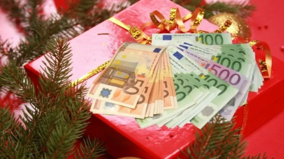 Χριστουγεννιάτικο Δώρο δίνει το Υπουργικό - Επωφελούνται 65.000 οικογένειες