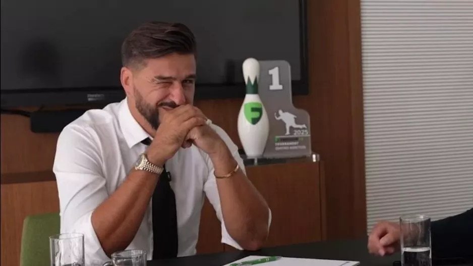 ΑΥΤΕΣ είναι οι ομάδες στην Κύπρο που προσέγγισε ο Yevgeny Savin πριν καταλήξει στην ΕΝΥ Ύψωνα