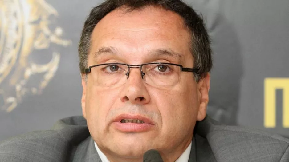 Απάντηση Δέδε σε Καραπαπά: «Κατάντια-Το κιτρινόμαυρο δείχνει να σε αγχώνει πολύ τελευταία»