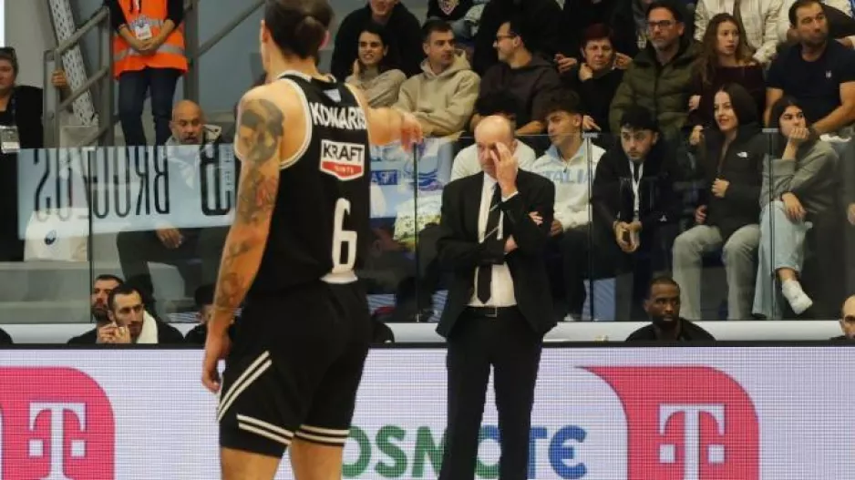 Απρόοπτο στον ΠΑΟΚ-Ακυρώθηκε η πτήση λόγω ανέμων 