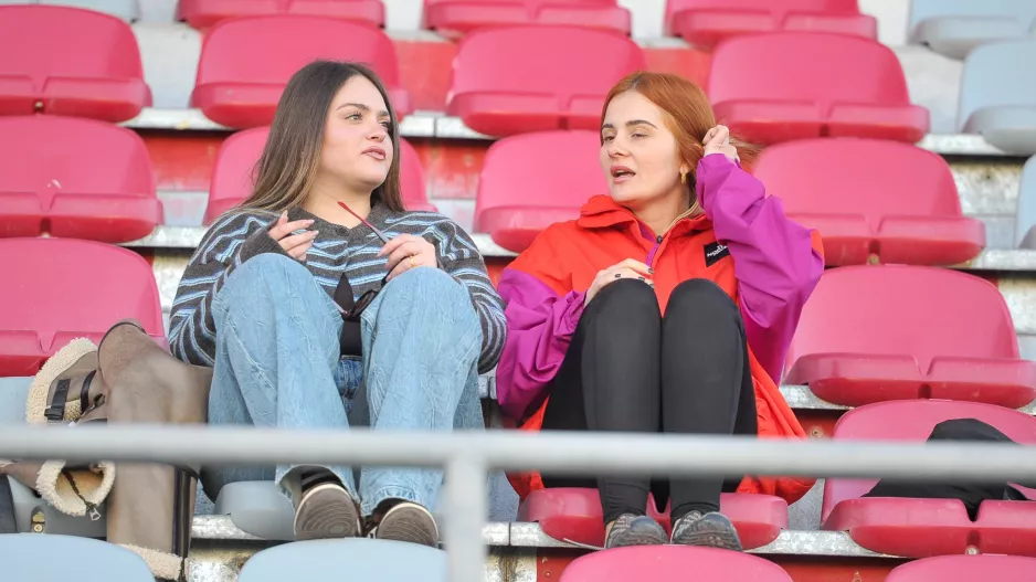 "Ερυθρόλευκα" ΚΛΙΚΣ από τη νίκη
