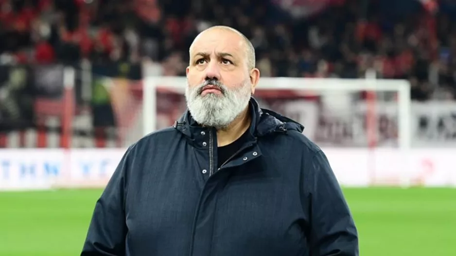 Καραπαπάς: «Συγκλονιστική πρόκριση, αφιερωμένη στον Μαρινάκη και τον λαό μας»