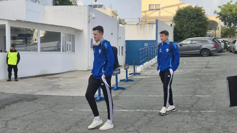 Παίζει ή όχι!