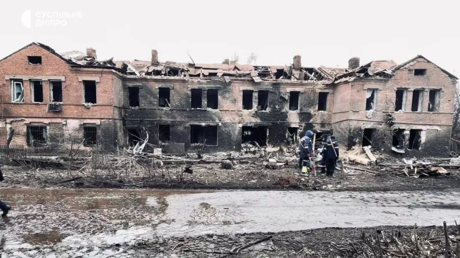 Ουκρανία: Ένας νεκρός και τουλάχιστον 20 τραυματίες από ρωσικά πλήγματα στα νοτιοανατολικά της χώρας