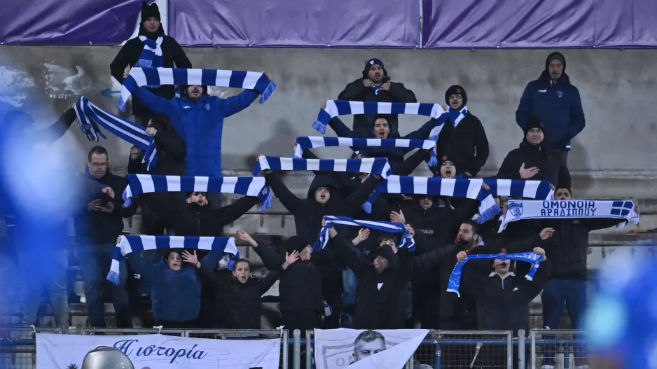 Πιστοί και ΩΡΑΙΟΙ!