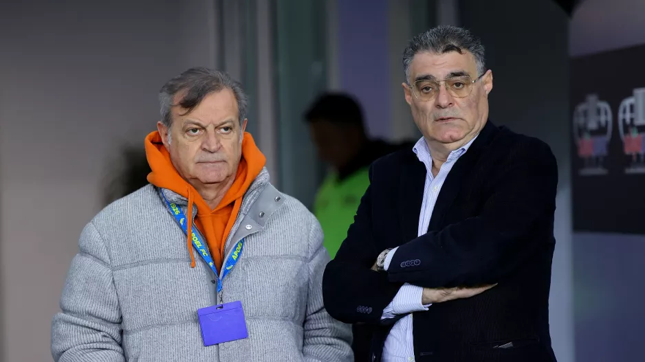 Λύση... ΑΠΟΕΛ