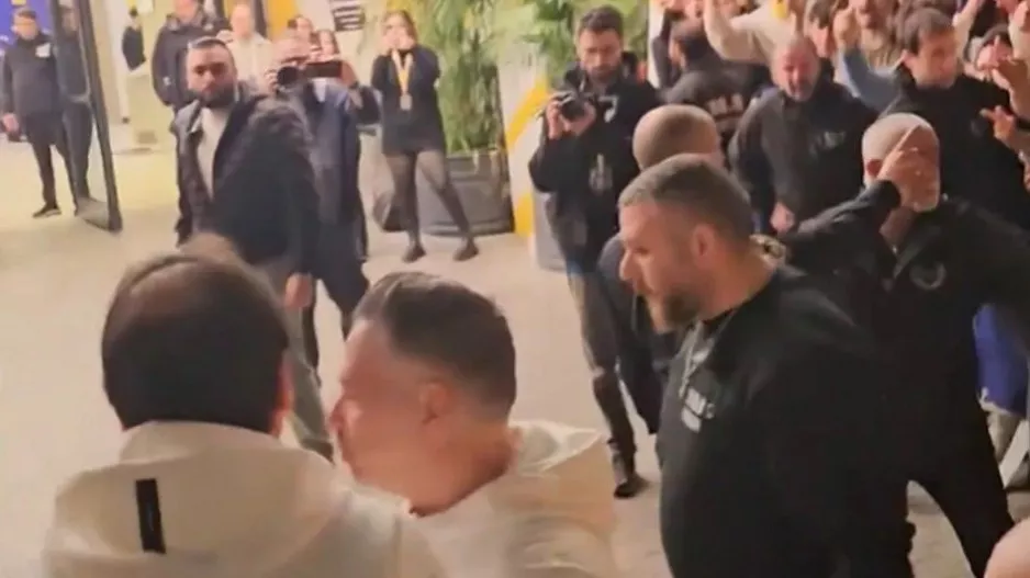 Καταγγελία για προπηλακισμό Αταμάν και παικτών από οπαδούς της Μακάμπι (Βίντεο)