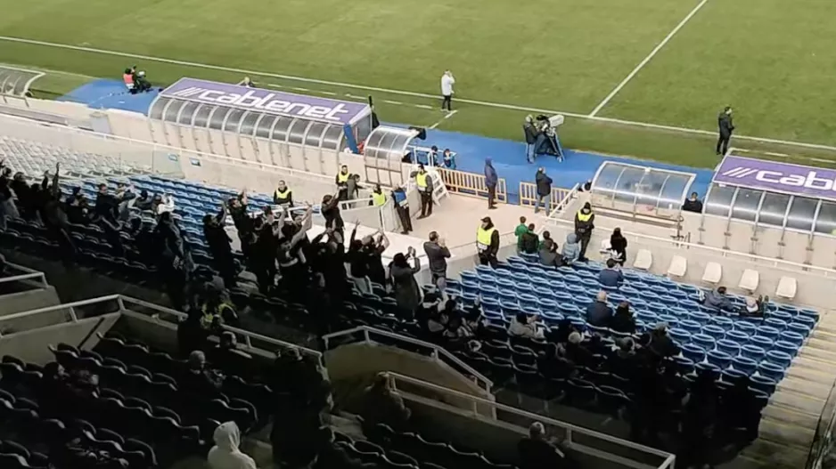 (Βίντεο Kerkida) Σε ξέφρενο ρυθμό... ο κόσμος του Ολυμπιακού!