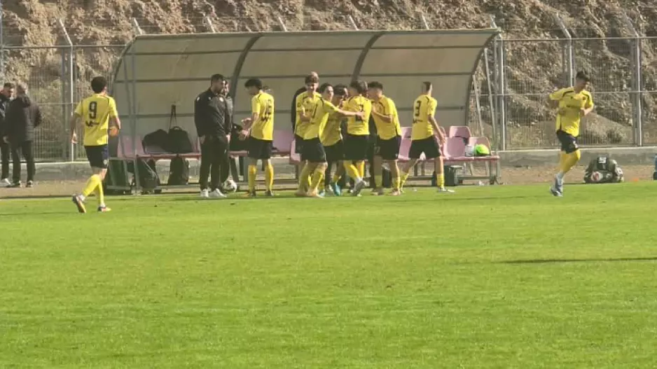 Νίκη για ΑΕΛ στον μοναδικό αγώνα
