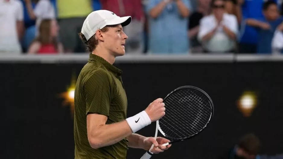 Australian Open: Στα ημιτελικά με άνεση ο Σίνερ, βρίσκει Τζόκοβιτς