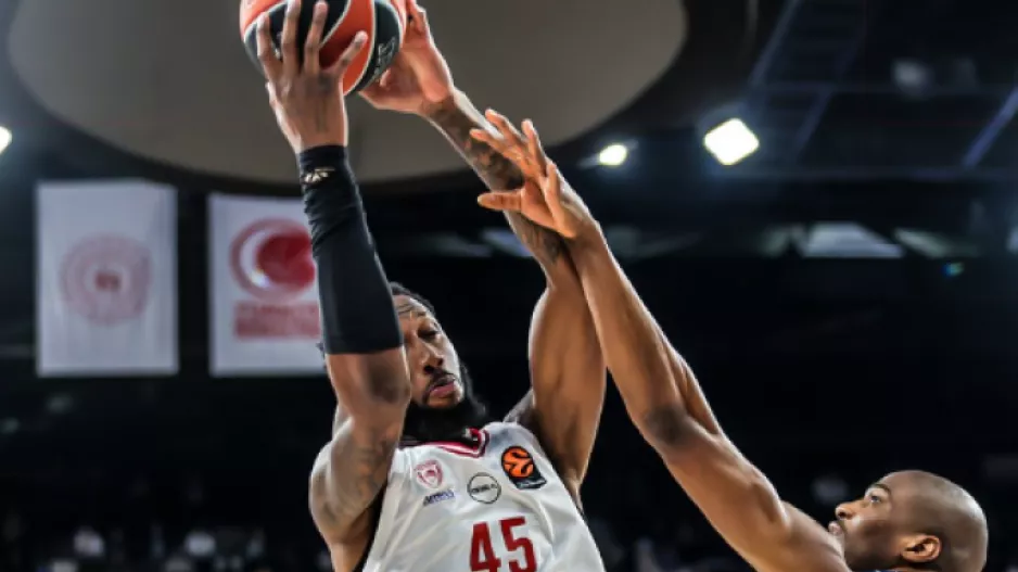 Ολυμπιακός: «Τρέχει» σερί 7-1, έφτασε στο 15-8 και πάει για πλεονέκτημα