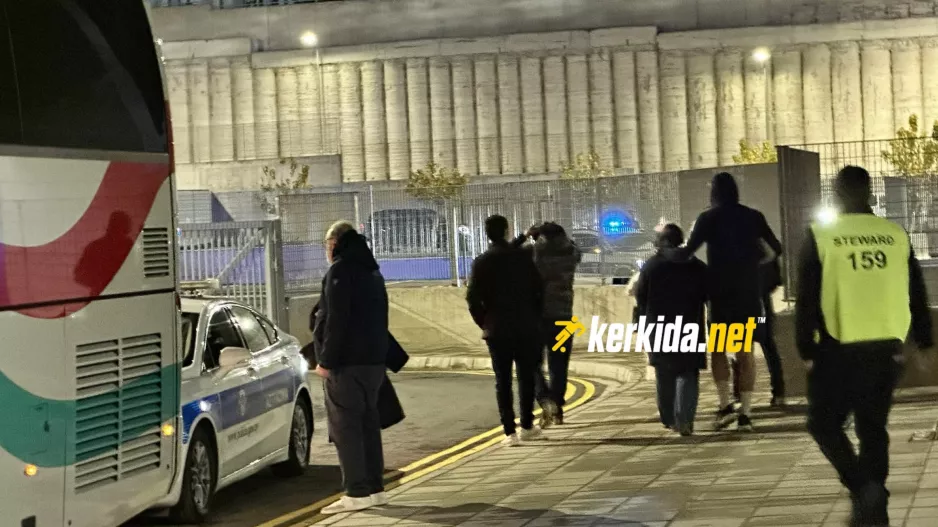 (Φώτος kerkida) Αποχώρηση Κβίντα με... δυσκολία