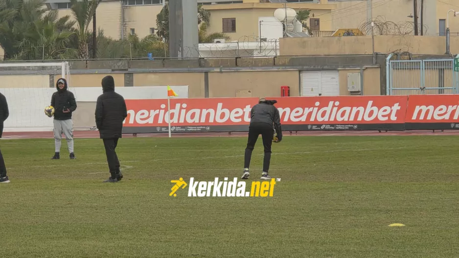(Βίντεο-Φώτος kerkida) ΝΕΟΣ έλεγχος του αγωνιστικού χώρου 