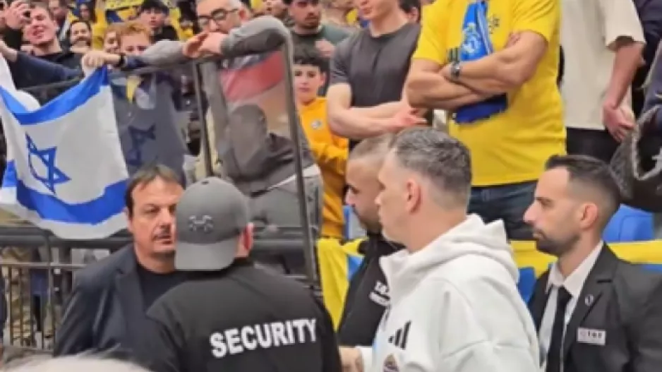 (Βίντεο) Και… δεύτερος γύρος έντονων αποδοκιμασιών προς τον Αταμάν!